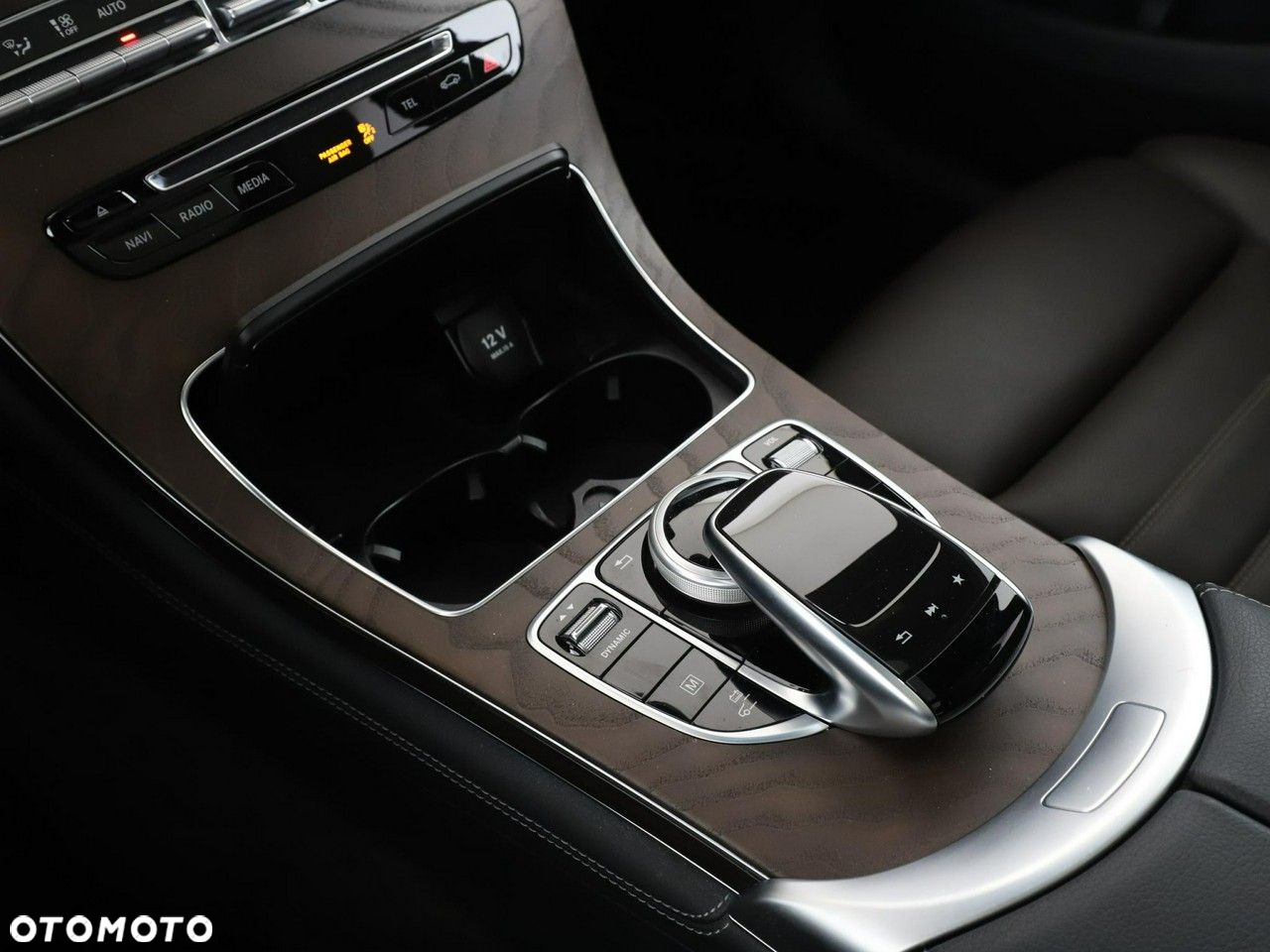 Mercedes-Benz GLC - 30