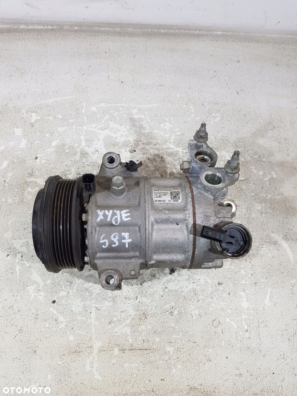 SPRĘŻARKA KLIMATYZACJI H1BH-19D629-DA FORD FIESTA MK7 1.1B XYJE - 1