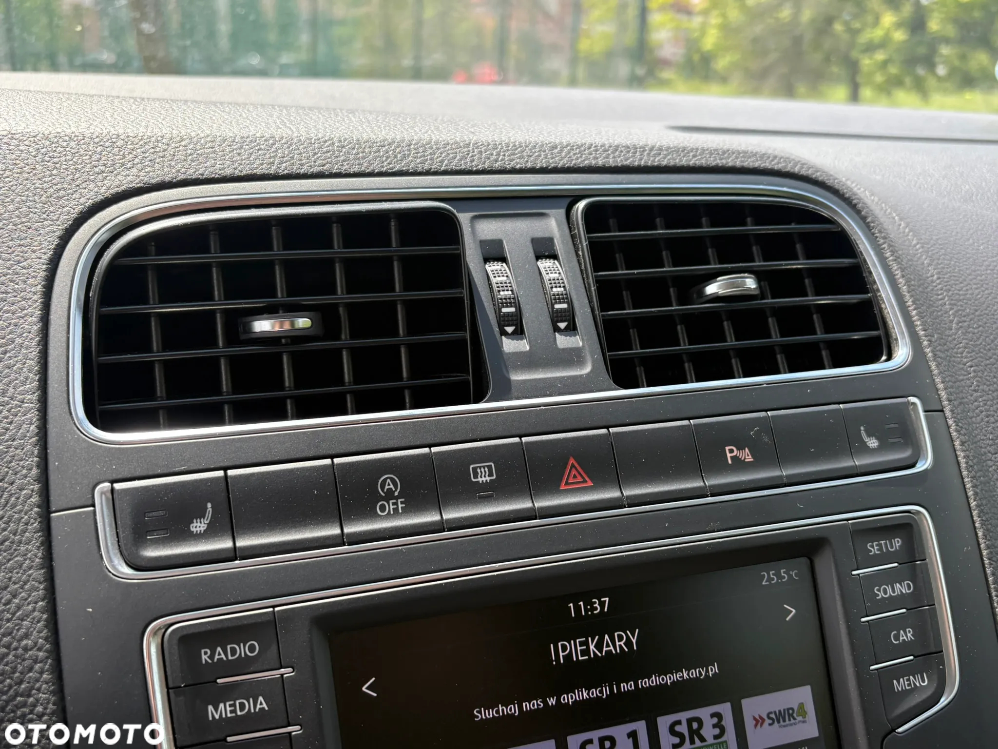 Volkswagen Polo 1.2 TSI Black/Silver Edition - 25