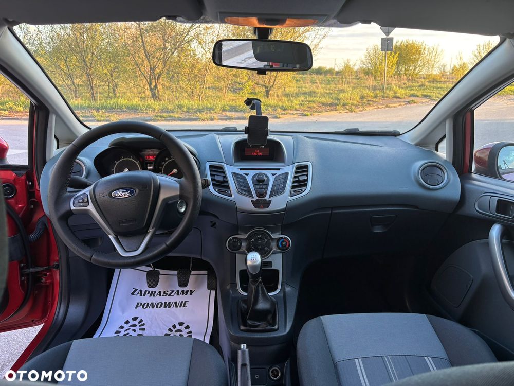 Ford Fiesta 1.25 Champions Edition - 5