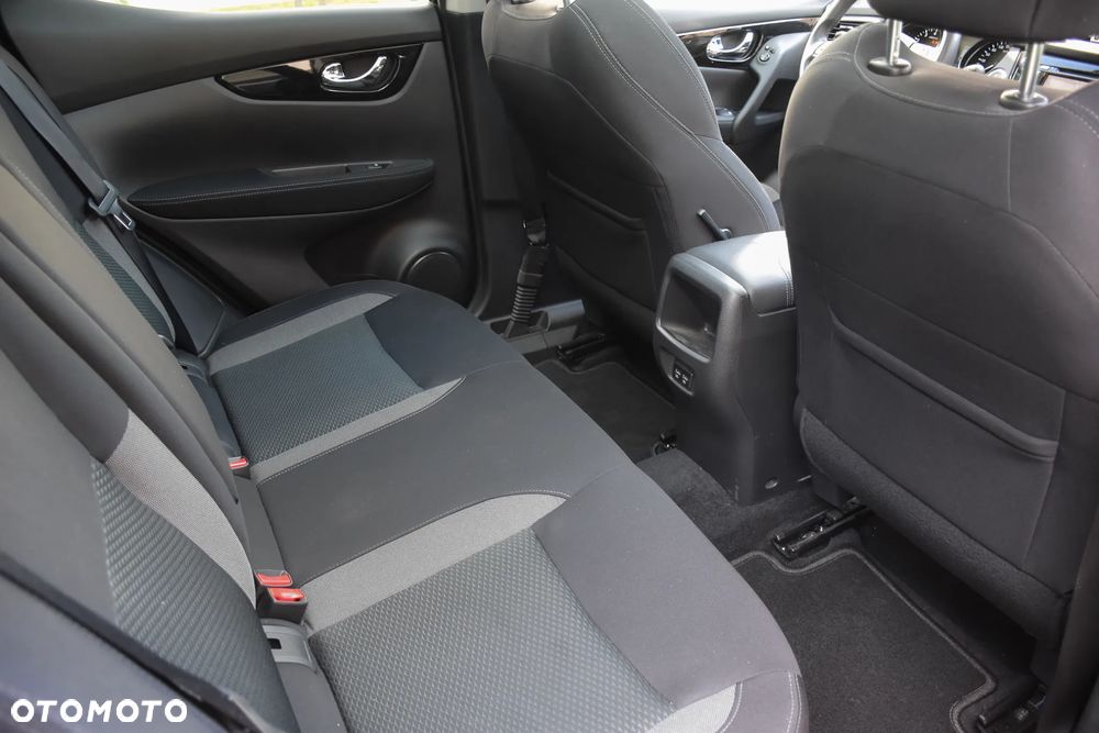 Nissan Qashqai 1.3 DIG-T Tekna DCT - 32