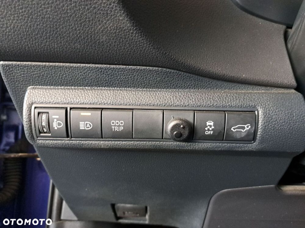 Toyota Corolla 1.8 Hybrid Style - 36