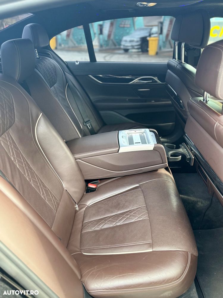 BMW Seria 7 730d - 14