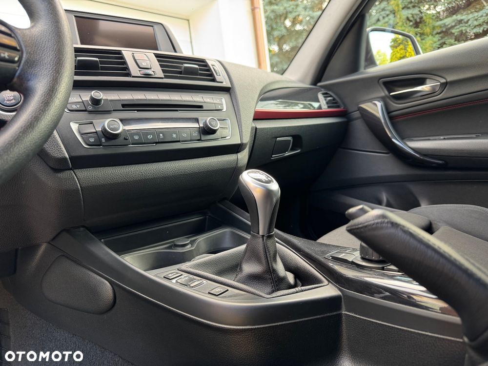 BMW Seria 1 118d DPF Edition Sport - 20