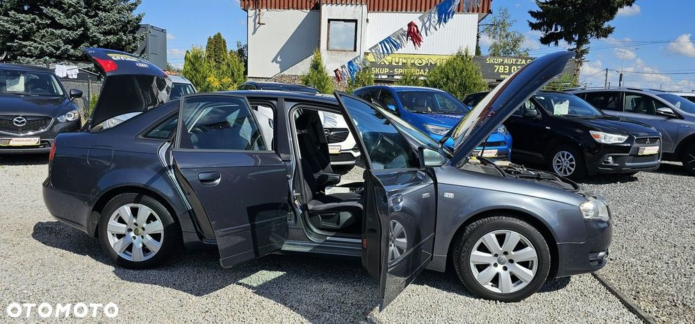 Audi A4 Limousine - 30