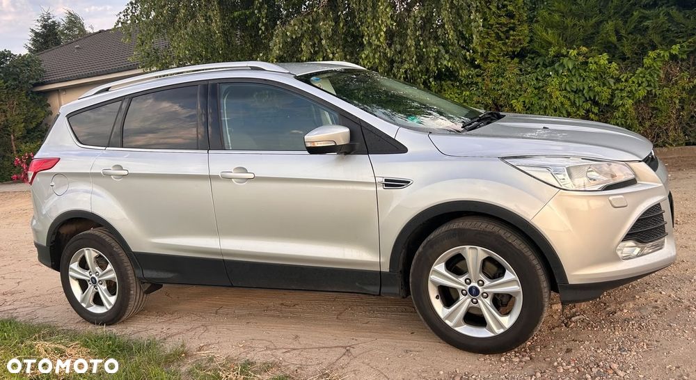 Ford Kuga - 9