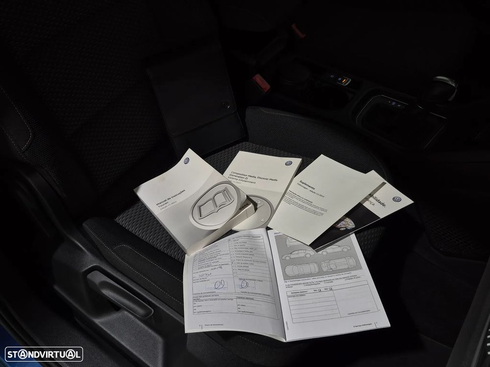 VW Touran 1.6 TDI Highline DSG - 39