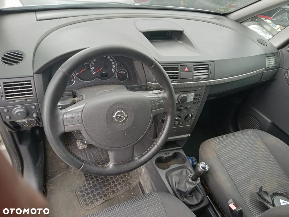 Opel Meriva 1.6 16V - 9