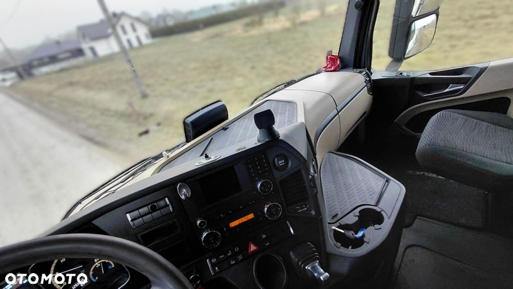 Mercedes-Benz ACTROS 2545 - 11