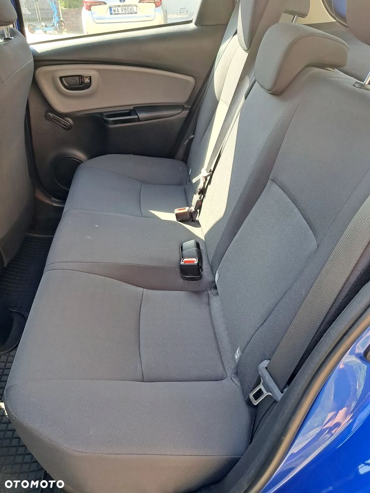 Toyota Yaris 1.0 Active - 8