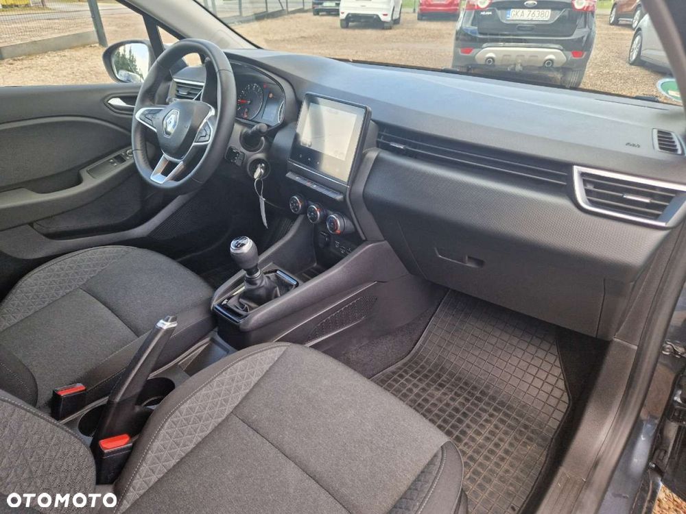 Renault Clio - 21