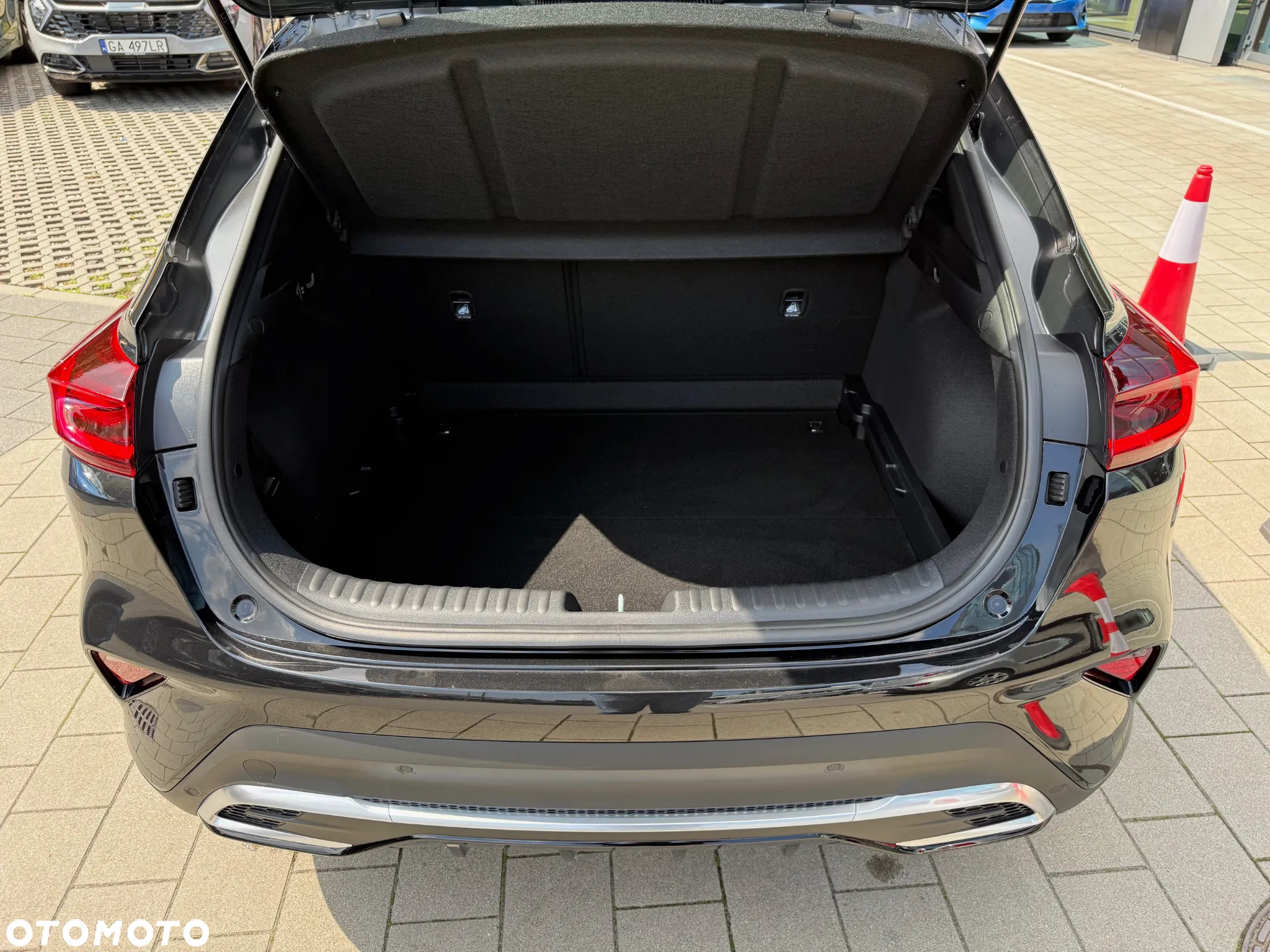 Kia XCeed 1.5 T-GDI M - 14