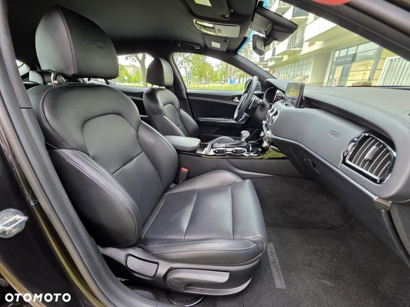 Kia Stinger 2.0 T-GDI GT Line - 37