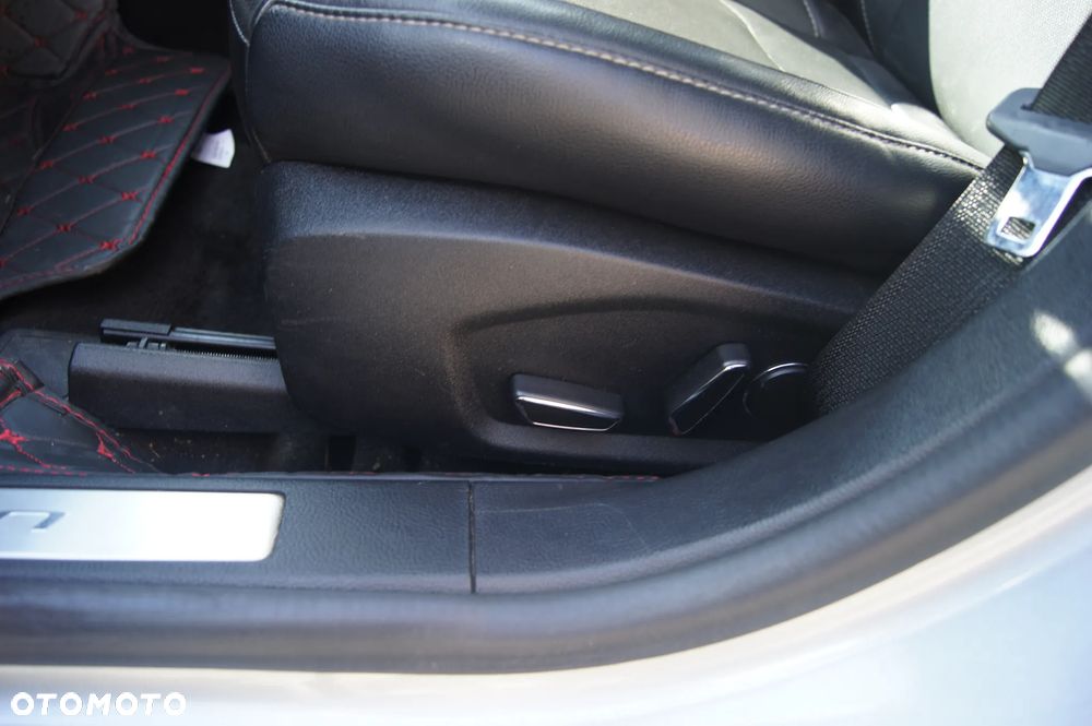 Ford Fusion - 11