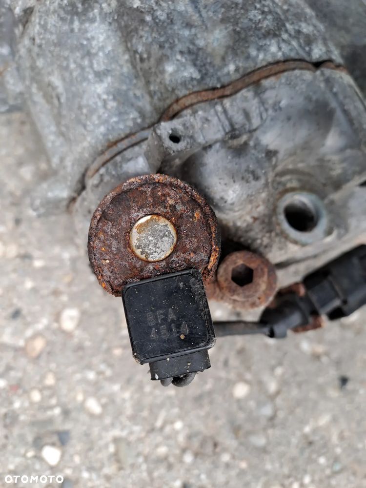 Skoda Fabia kompresor klimatyzacji Sanden 6Q0820803H  8740F - 2