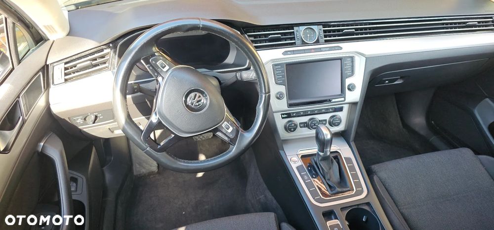 Volkswagen Passat 2.0 TDI BMT Comfortline DSG7 - 12