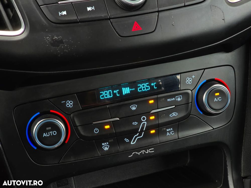 Ford Focus 1.5 TDCi DPF Start-Stopp-System Titanium - 10