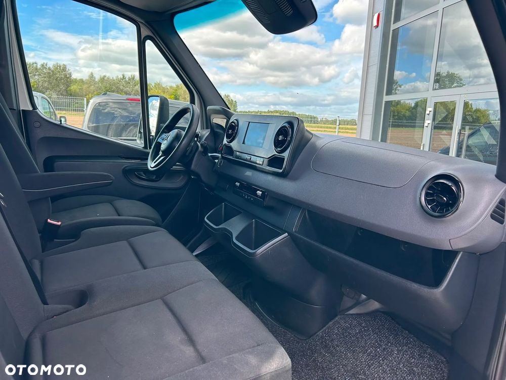 Mercedes-Benz Sprinter 514 CDI Kontener 9 palet + winda 750kg **Mbux**Klima**Automat**Super stan**Sprowadzony** - 13