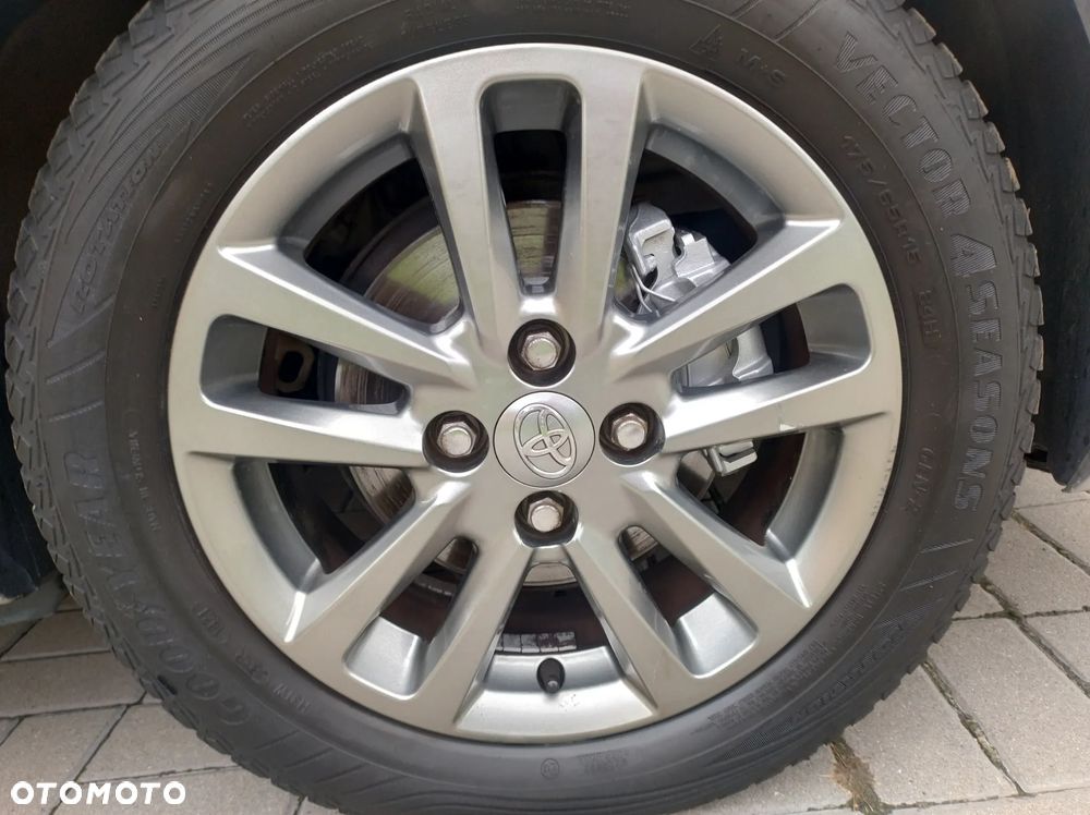 Toyota Yaris 1.33 VVT-i Comfort - 20