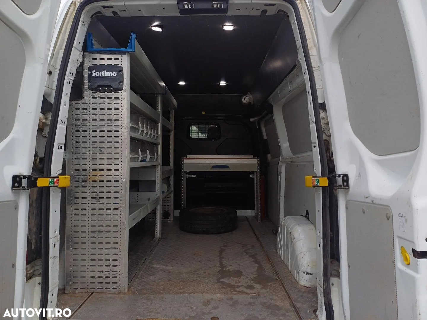 Ford TRANSIT CUSTOM - 18