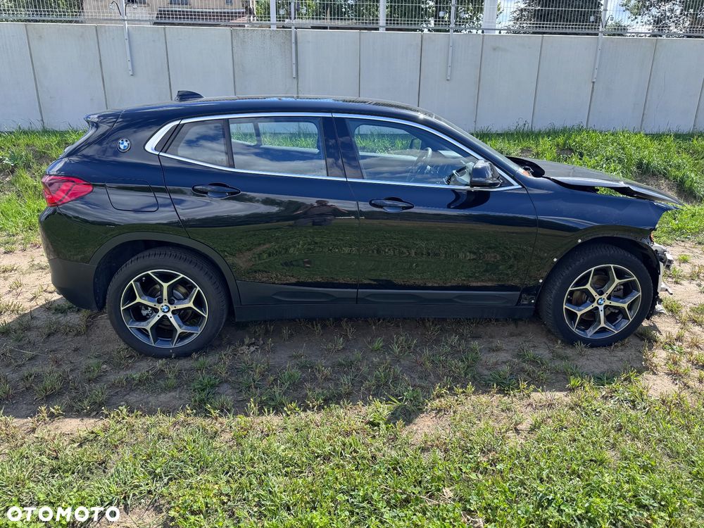 BMW X2 sDrive18d Advantage Plus - 4