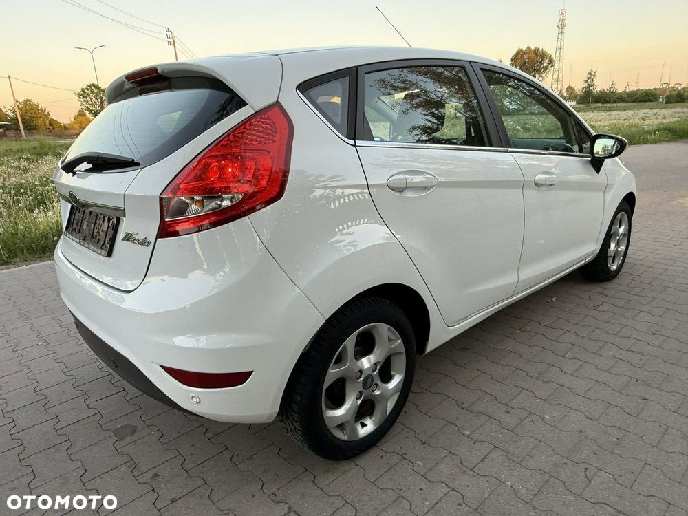 Ford Fiesta - 4