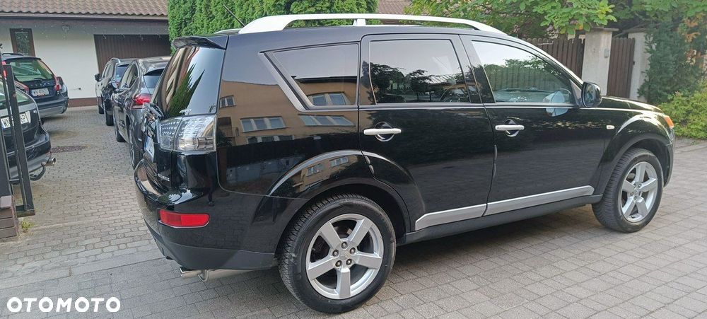 Mitsubishi Outlander 2.4 4WD CVT Instyle - 8