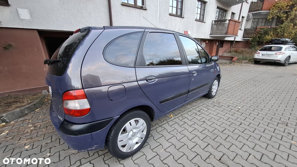 Renault Scenic - 3