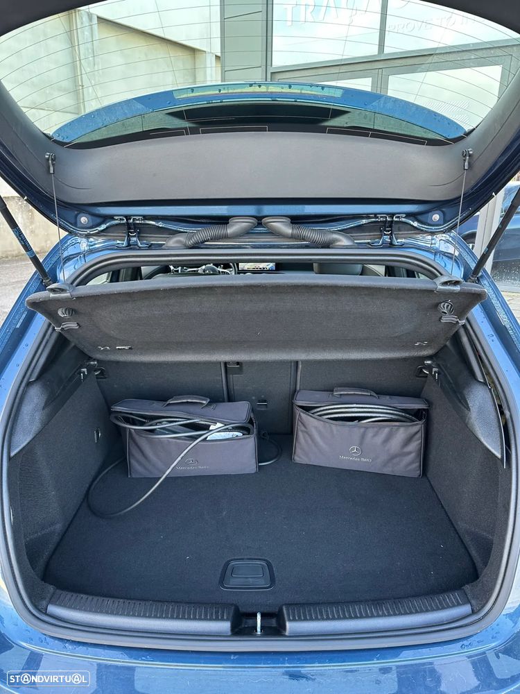 Mercedes-Benz A 250 e Style Plus - 14