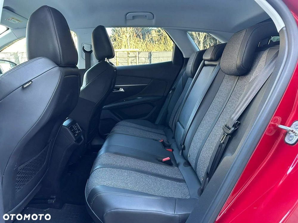 Peugeot 3008 1.2 PureTech Allure S&S EAT8 - 15