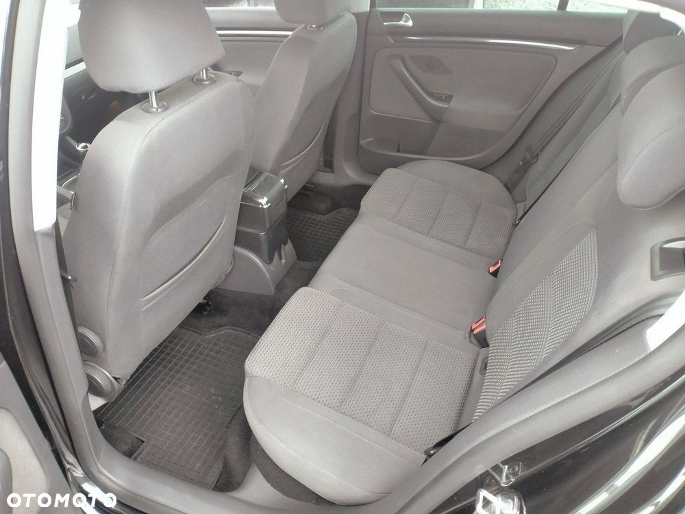 Volkswagen Golf 1.6 United - 10