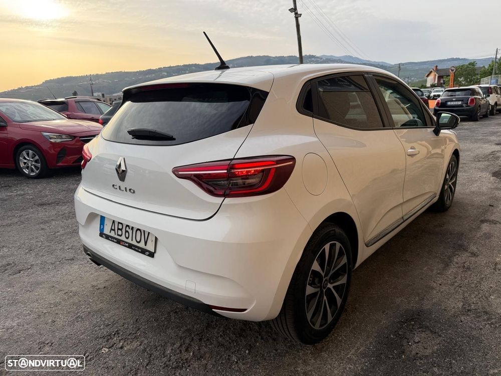 Renault Clio 1.0 TCe Techno Bi-Fuel - 11