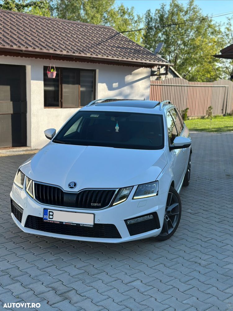Skoda Octavia 2.0 TDI DSG RS - 3