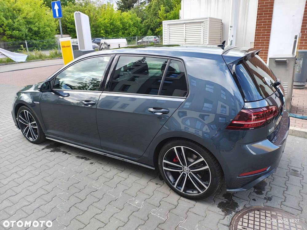 Volkswagen Golf - 4