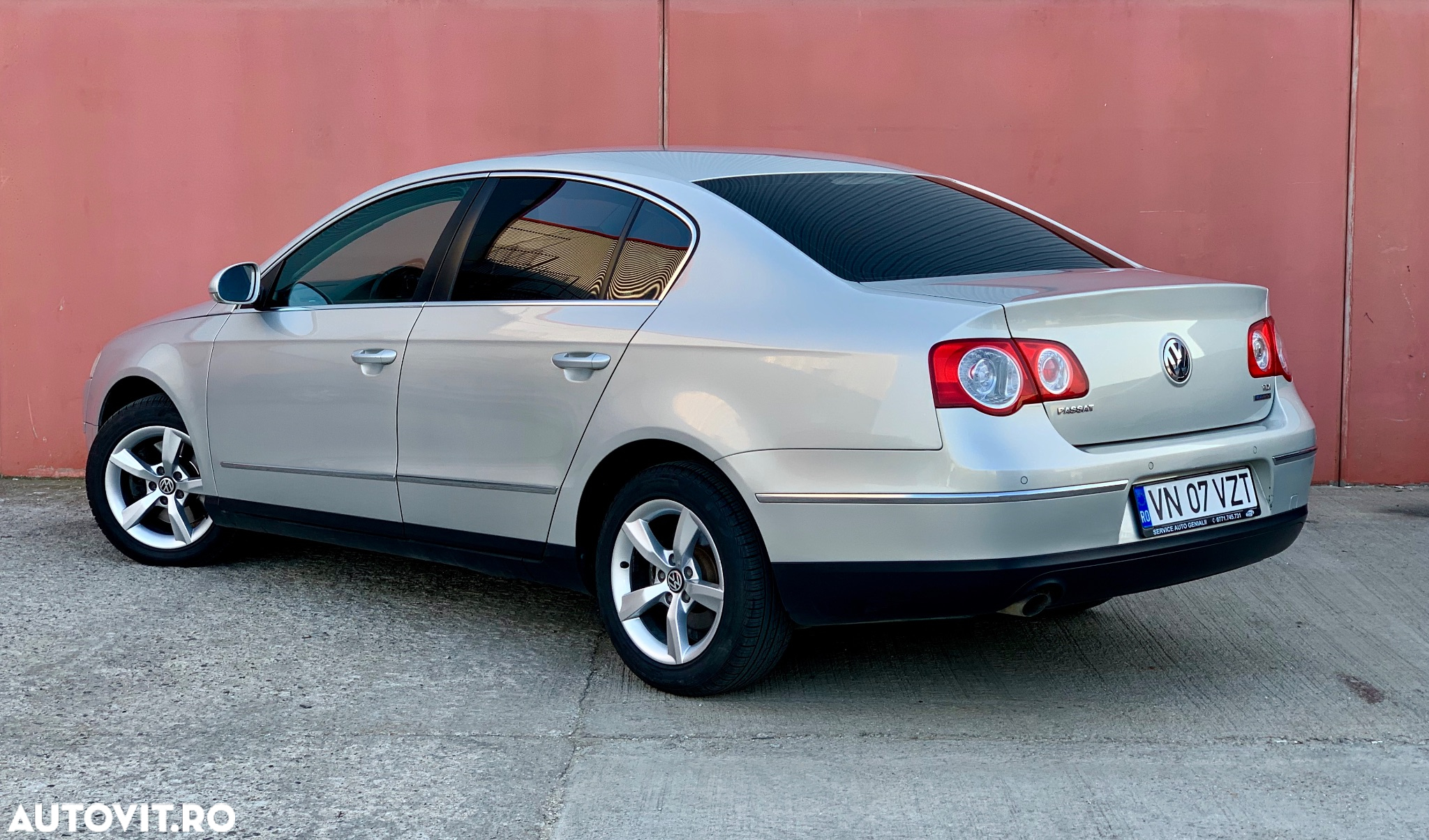 Volkswagen Passat 1.6TDI BlueMotion Tehnology Comfortline - 4