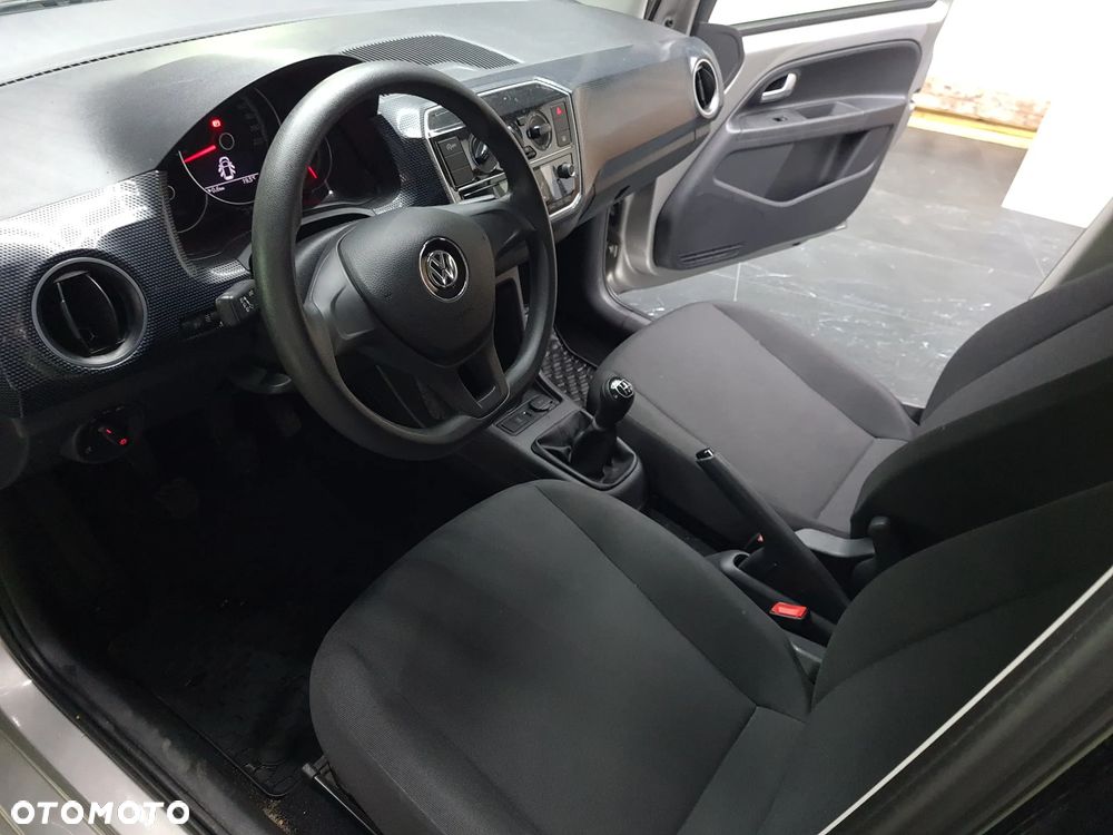 Volkswagen up! 1.0 move - 8
