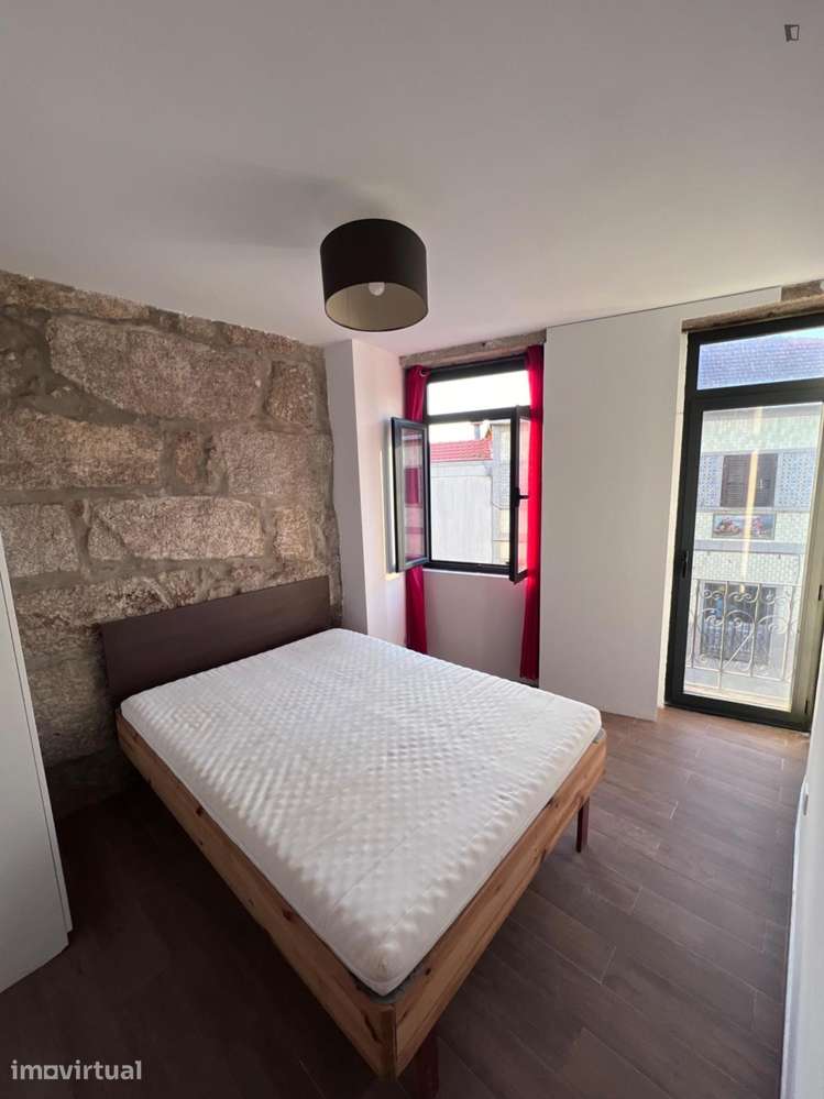 Quarto - localizado em São Mamede de Infesta Porto - Grande imagem: 5/7