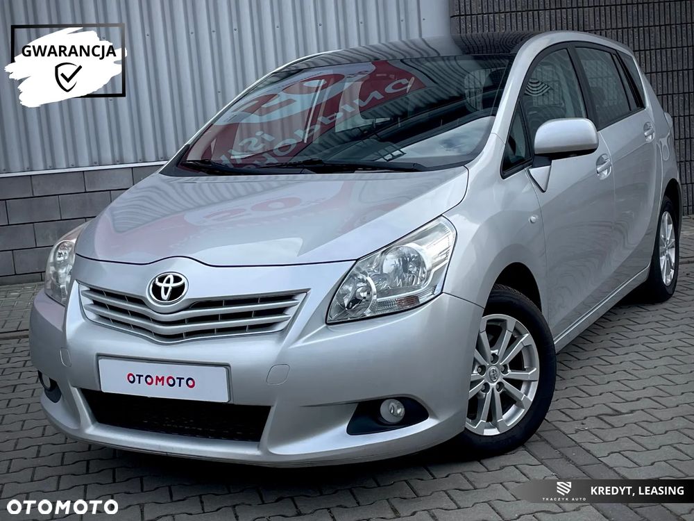 Toyota Verso 2.0 D-4D Premium - 1