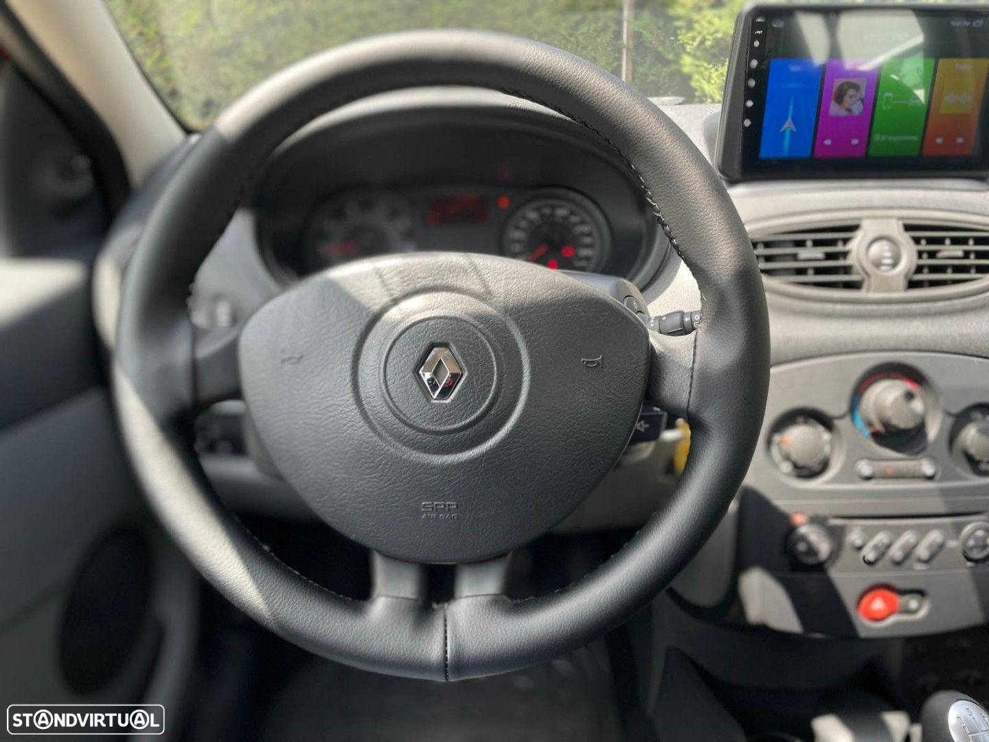 Renault Clio 1.2 16V Dynamique - 10