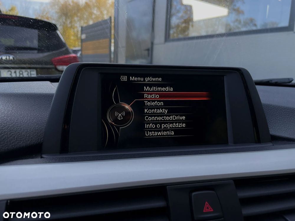 BMW Seria 3 320d - 26