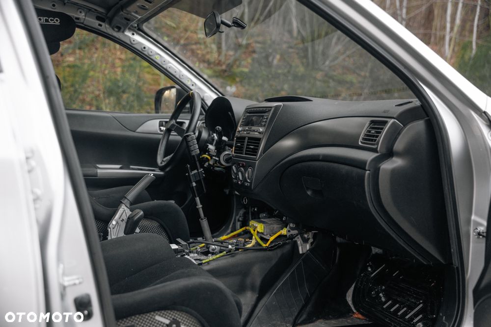 Subaru Impreza - 12
