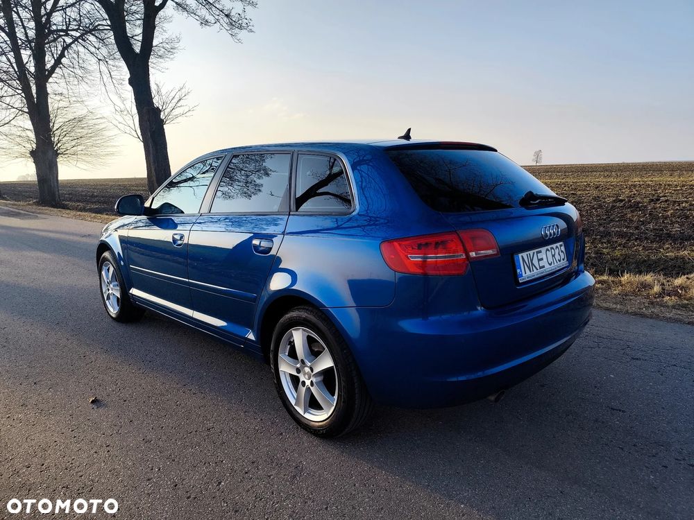 Audi A3 Sportback 2.0 TDI DPF Ambiente - 3