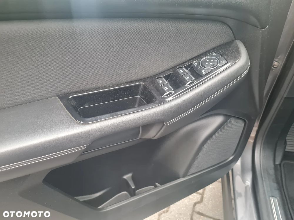 Ford S-Max 2.0 TDCi Titanium - 36