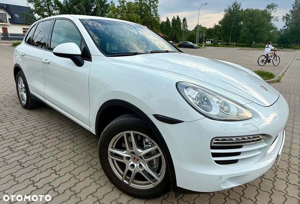 Porsche Cayenne - 2