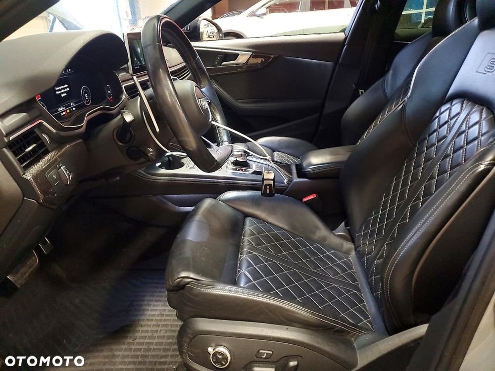 Audi S4 Limousine - 8