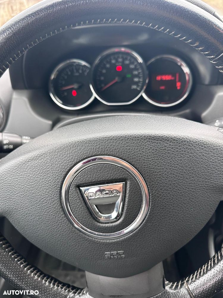 Dacia Duster 1.2 TCe 4x4 Laureate - 12