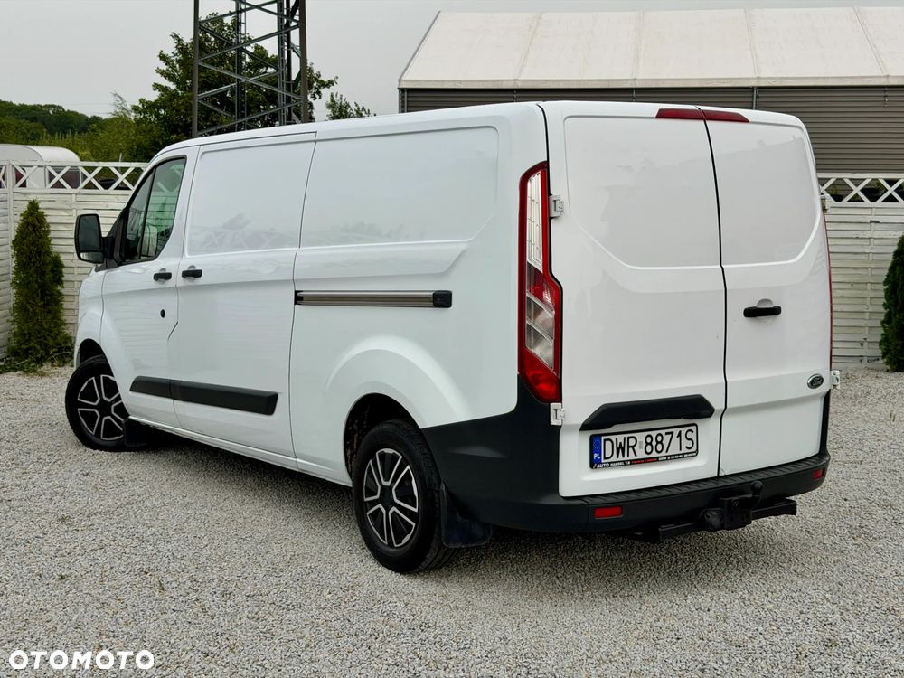 Ford Transit Custom L2H1 - 2