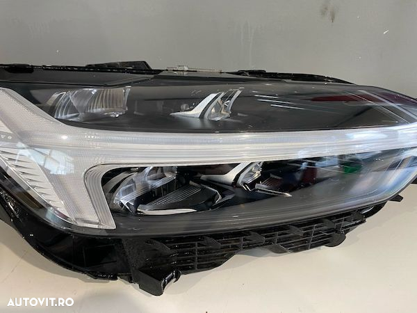 Far dreapta FULL LED VOLVO XC60 FACELIFT 2021+ 32404706 - 6