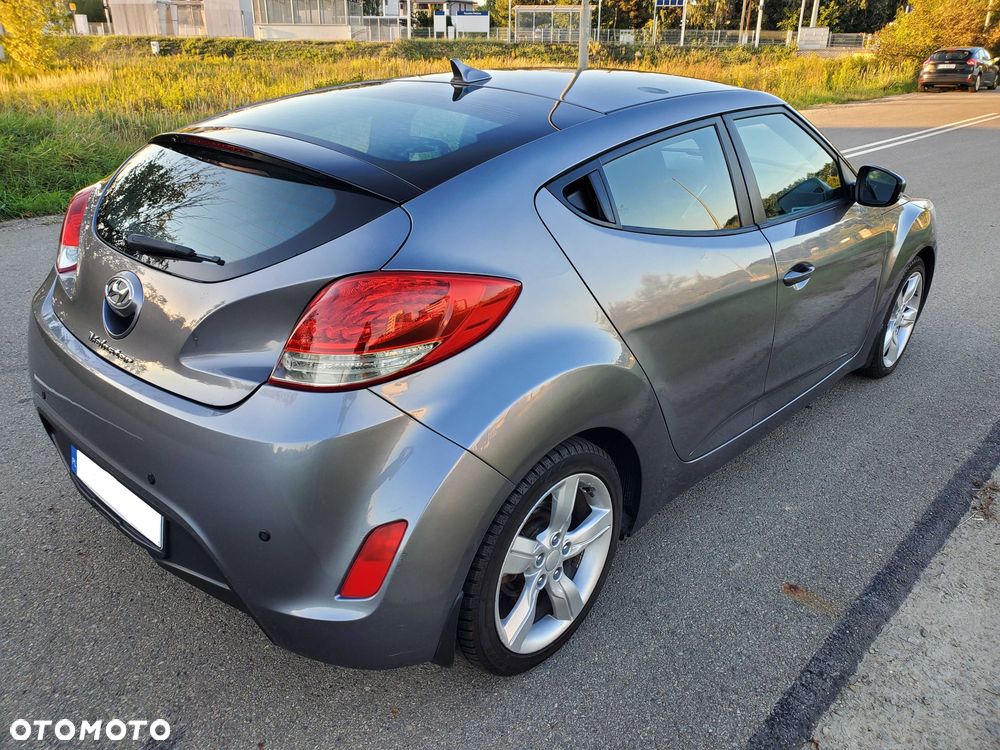 Hyundai Veloster 2011 photo 3