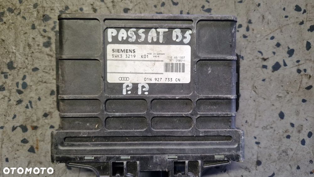AUDI A4 B5 PASSAT B5 STEROWNIK SKRZYNI BIEGÓW 01N927733CN - 1